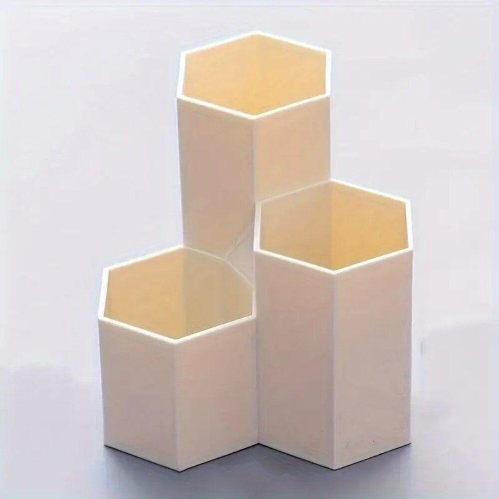 White Creative Multi-functional Plastic Pen Holder - Lightweight Organizer